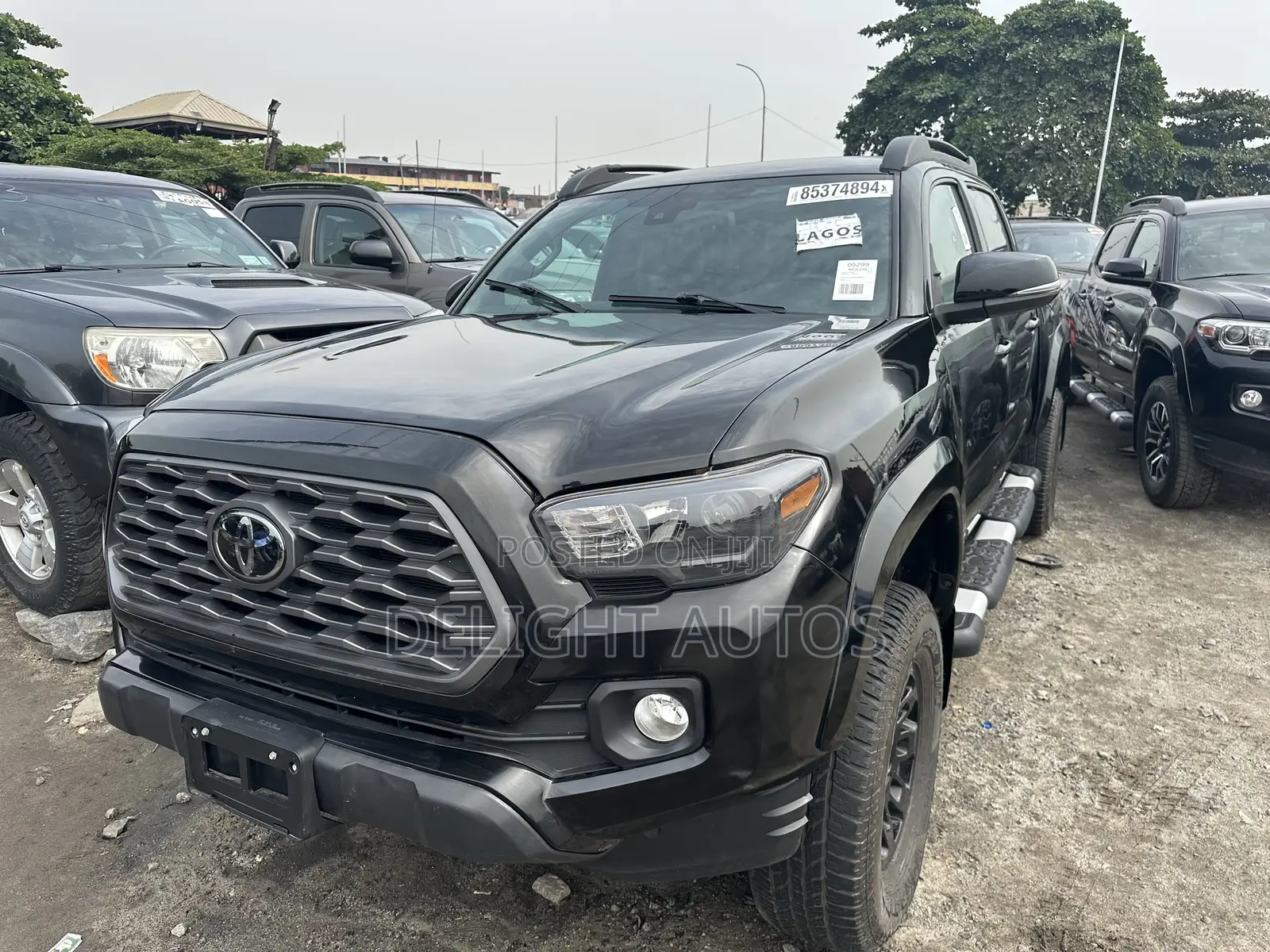 Toyota Tacoma Limited 2022 Black