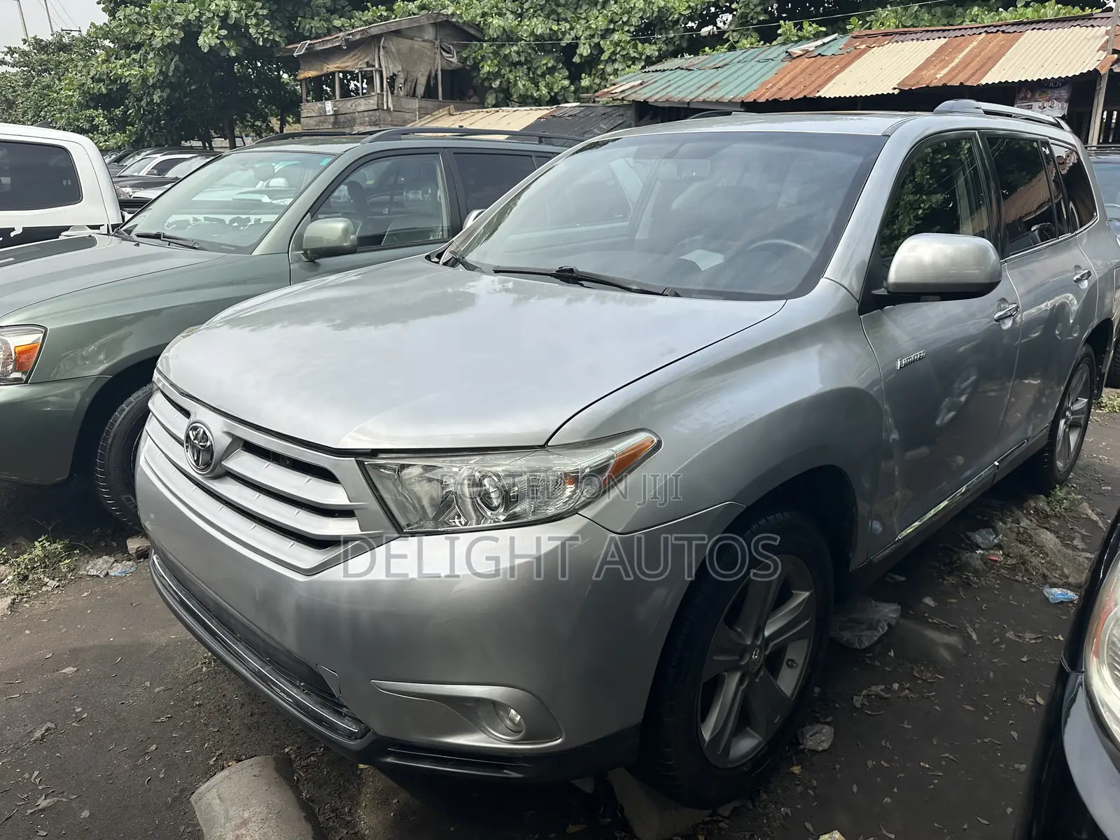 Toyota Highlander Limited 2012 Silver