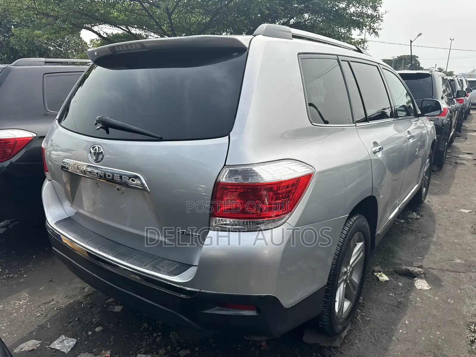 Toyota Highlander Limited 2012 Silver
