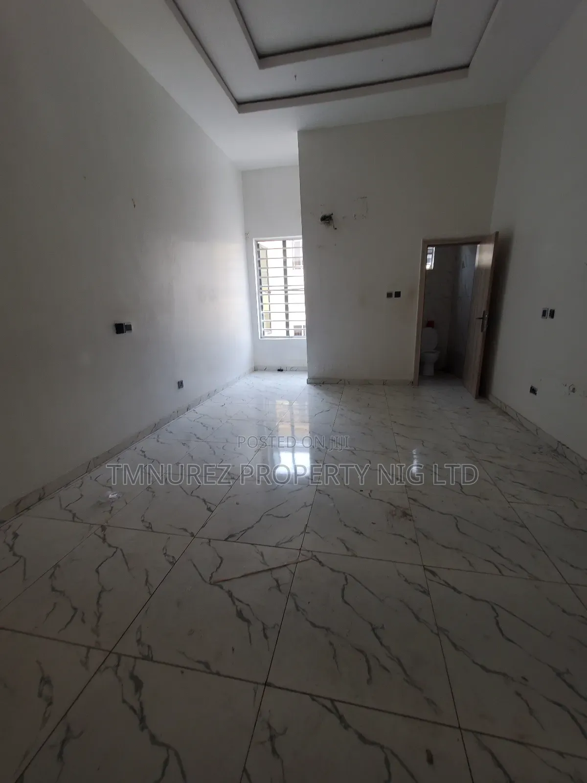 4bdrm Duplex in Orchil Road, Chevron for rent