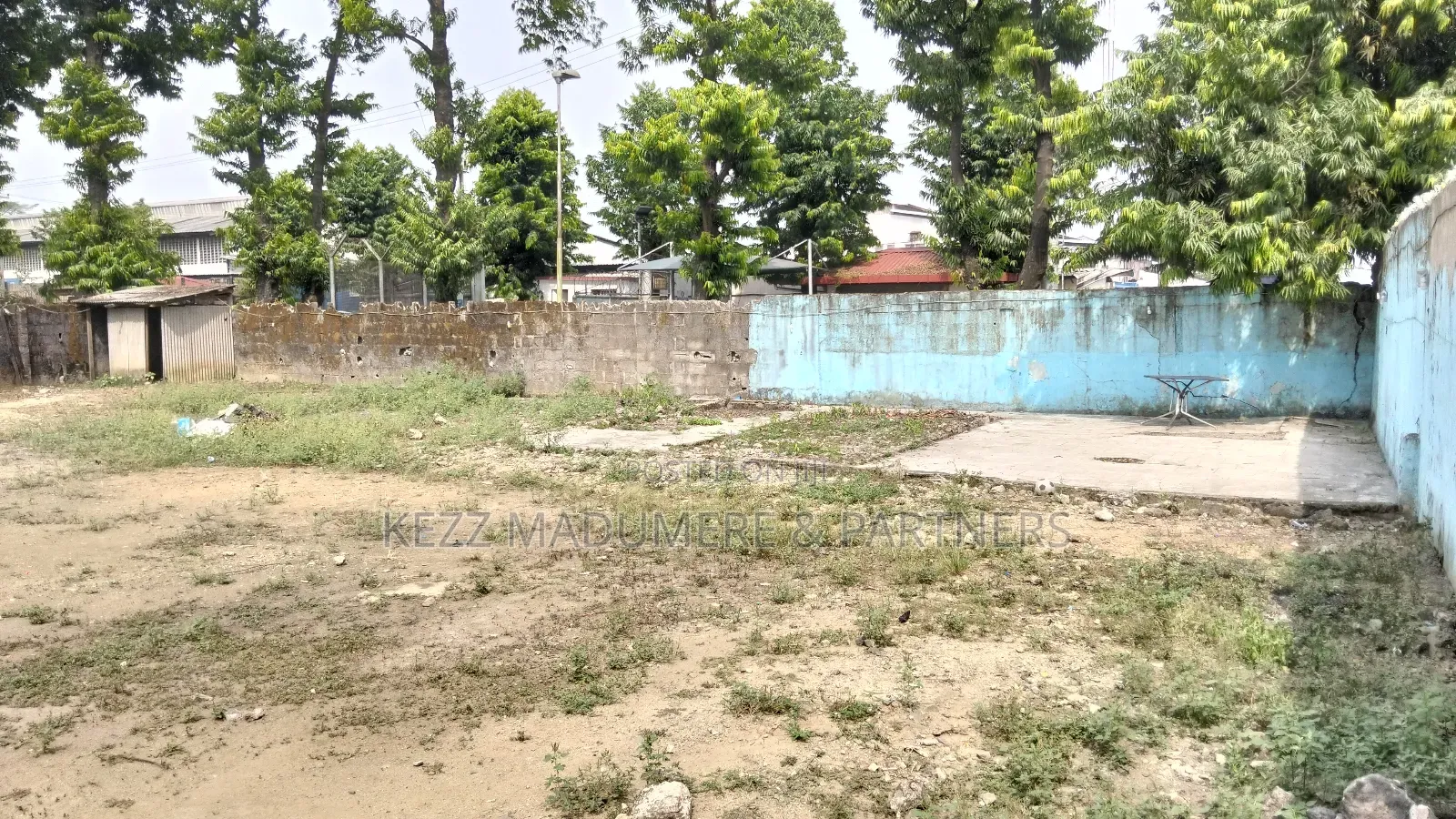 To Let / Lease : 6 Plots , Aba Road Near Eleme Junction, Ph