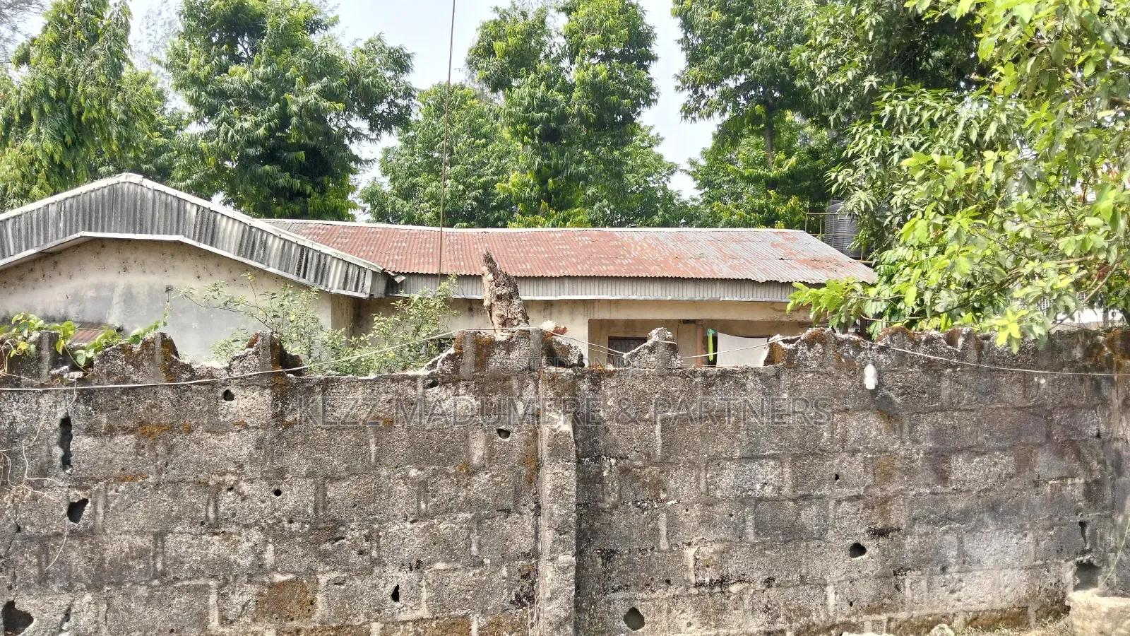 To Let / Lease : 6 Plots , Aba Road Near Eleme Junction, Ph