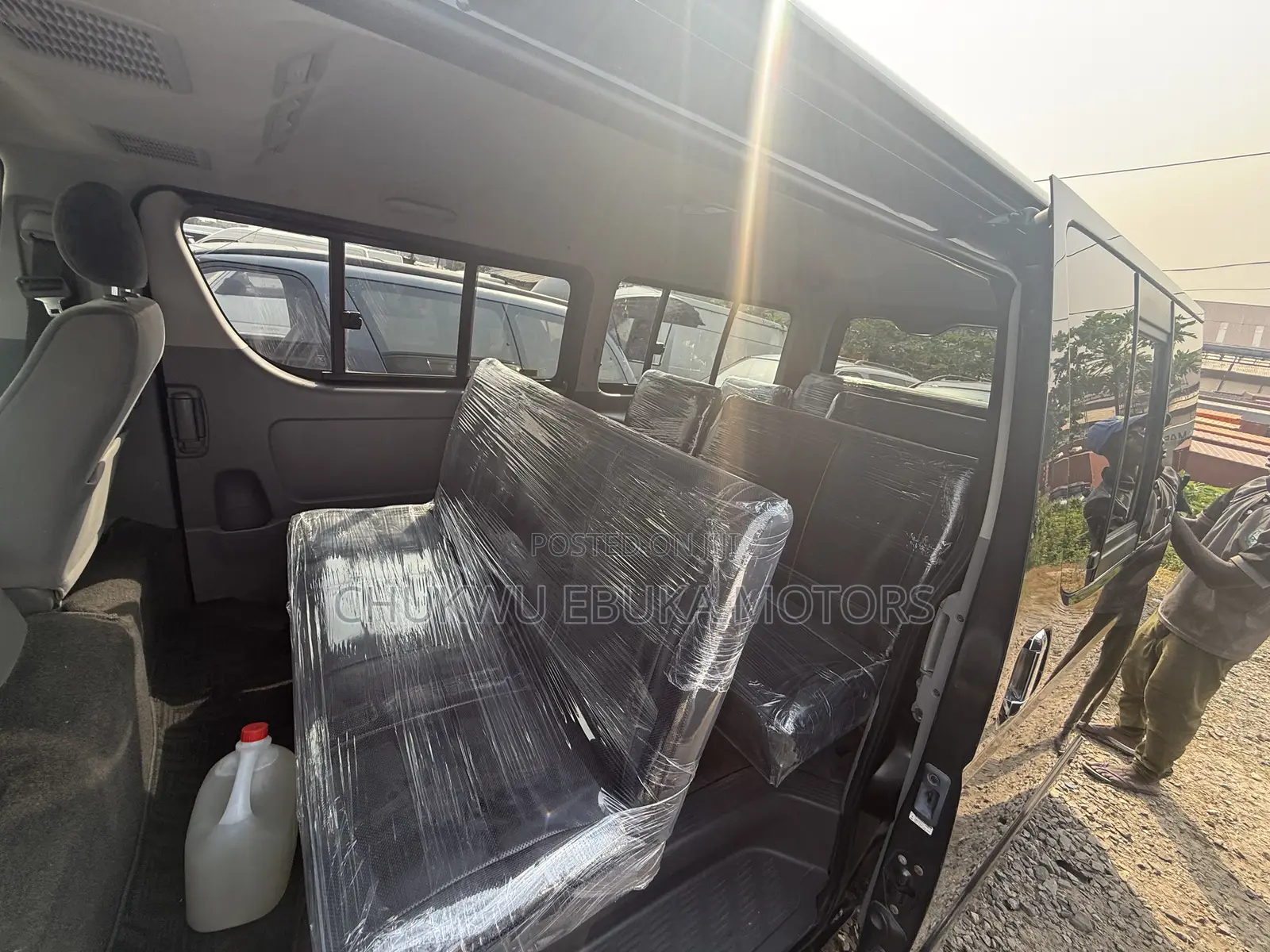 Toyota HiAce 2010 Black