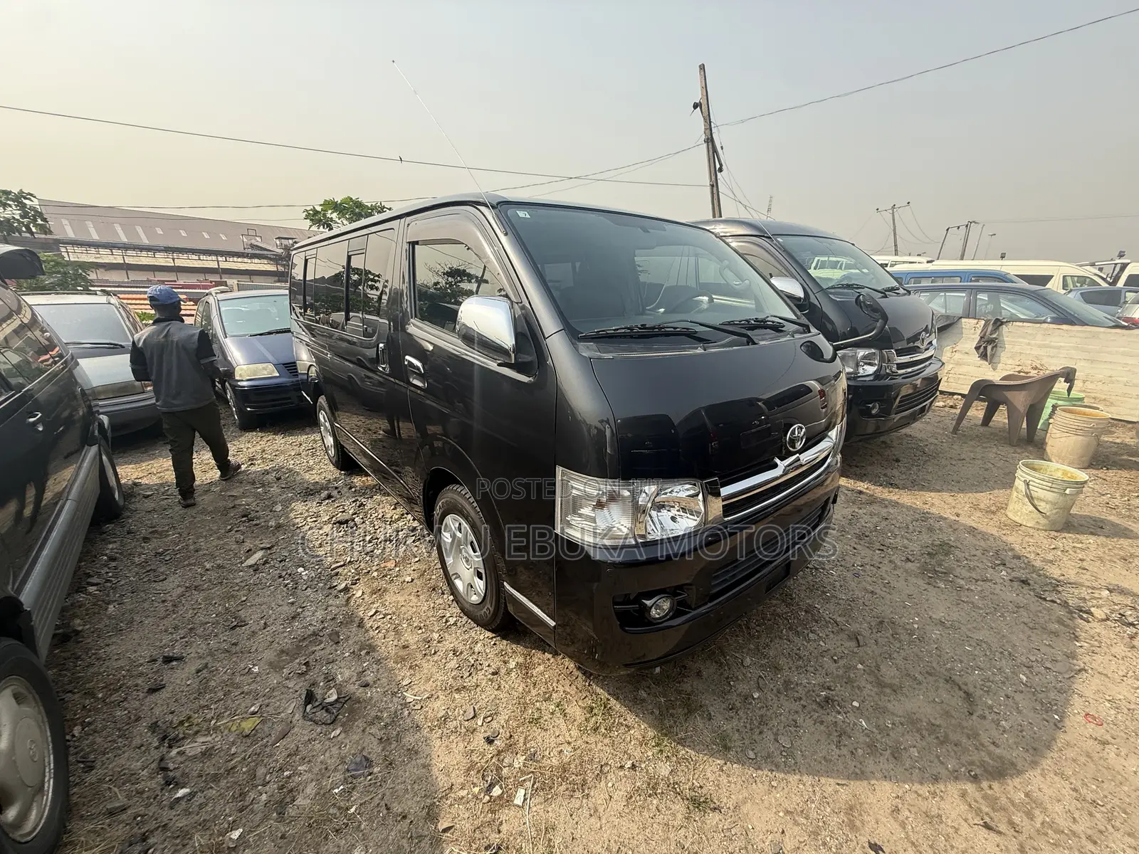 Toyota HiAce 2010 Black