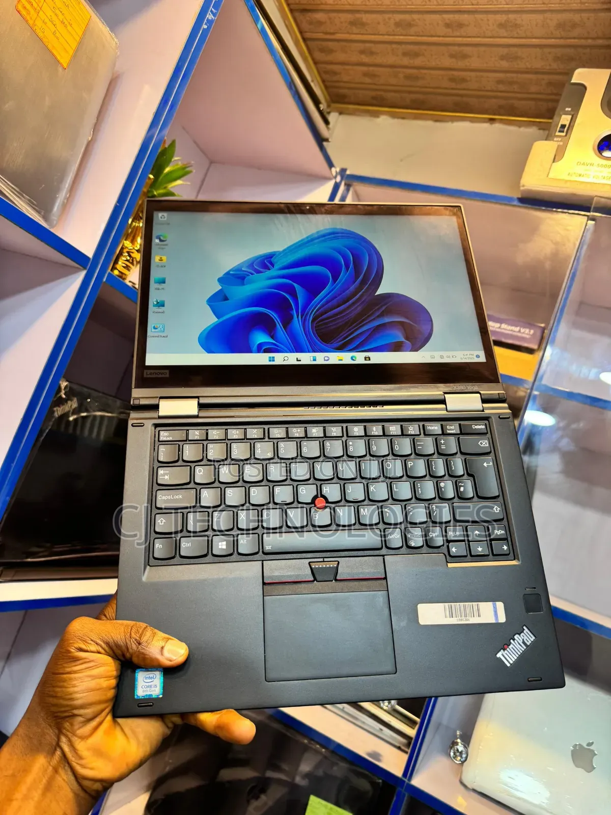 Laptop Lenovo ThinkPad X380 Yoga 16GB Intel Core I5 SSD 512GB