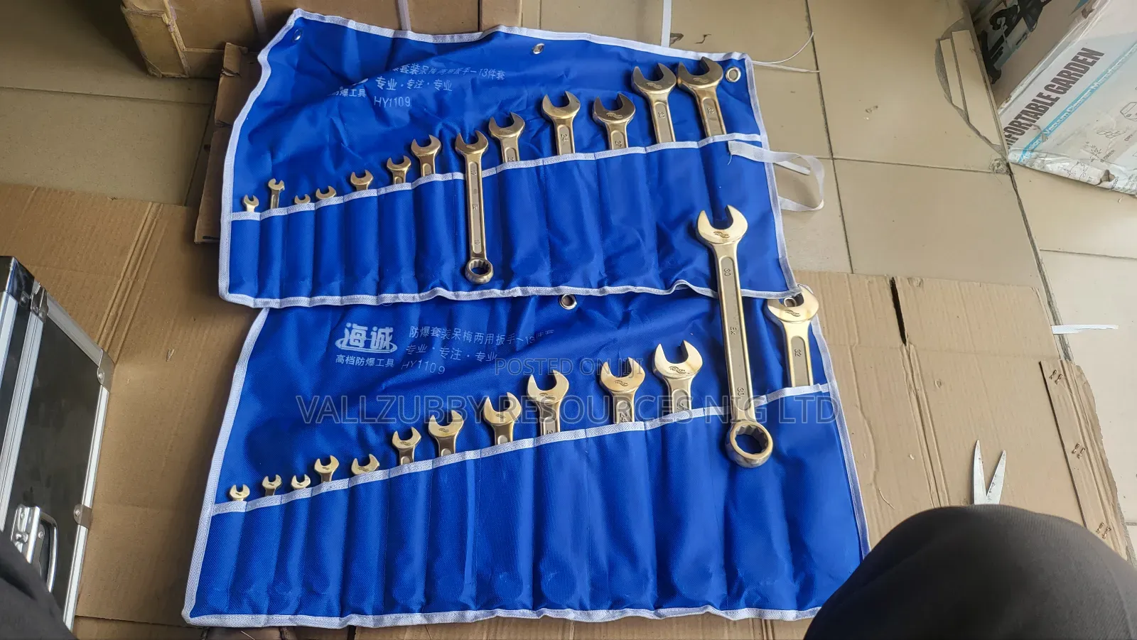 Non Spark Spanner Set