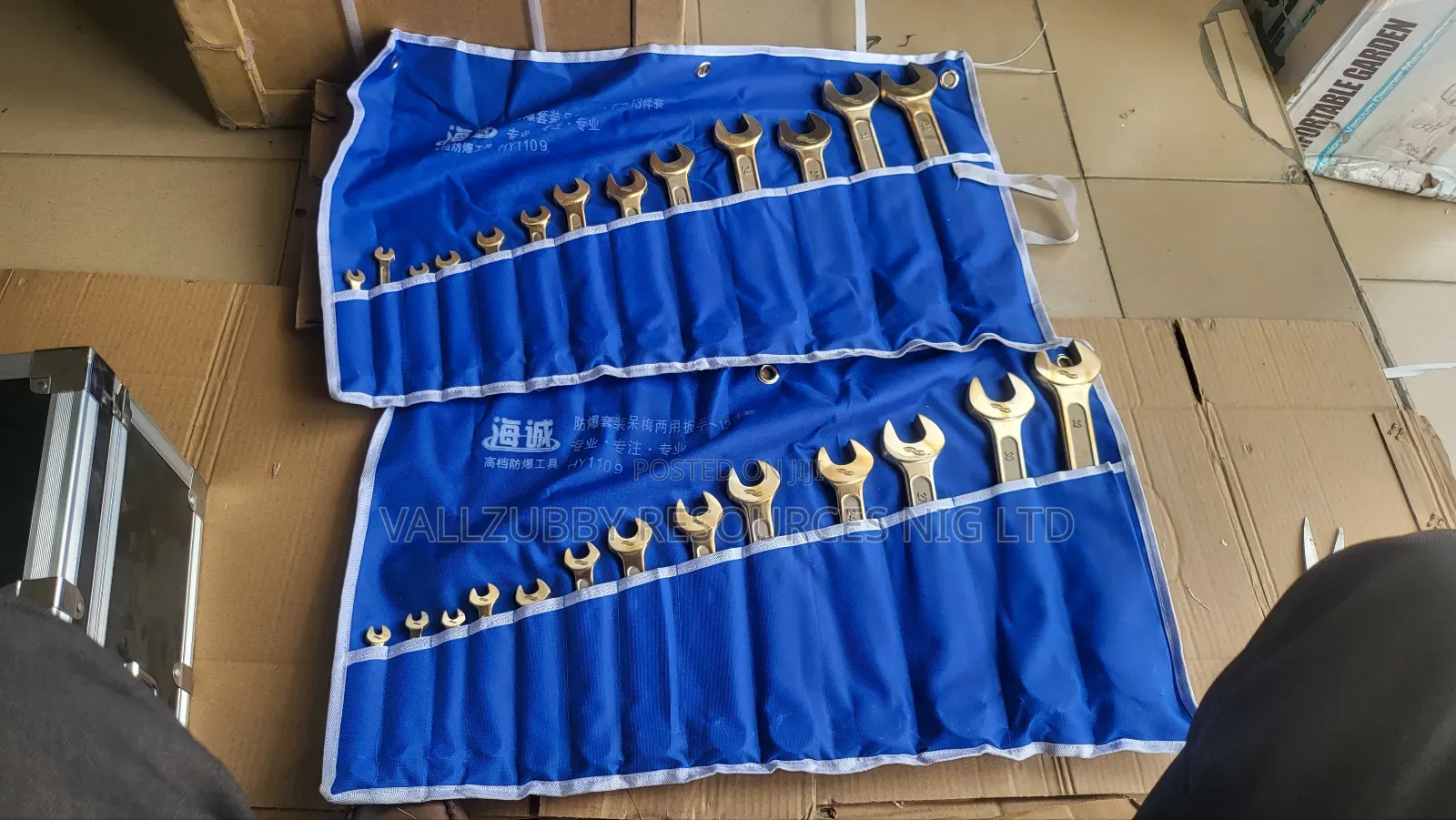 Non Spark Spanner Set