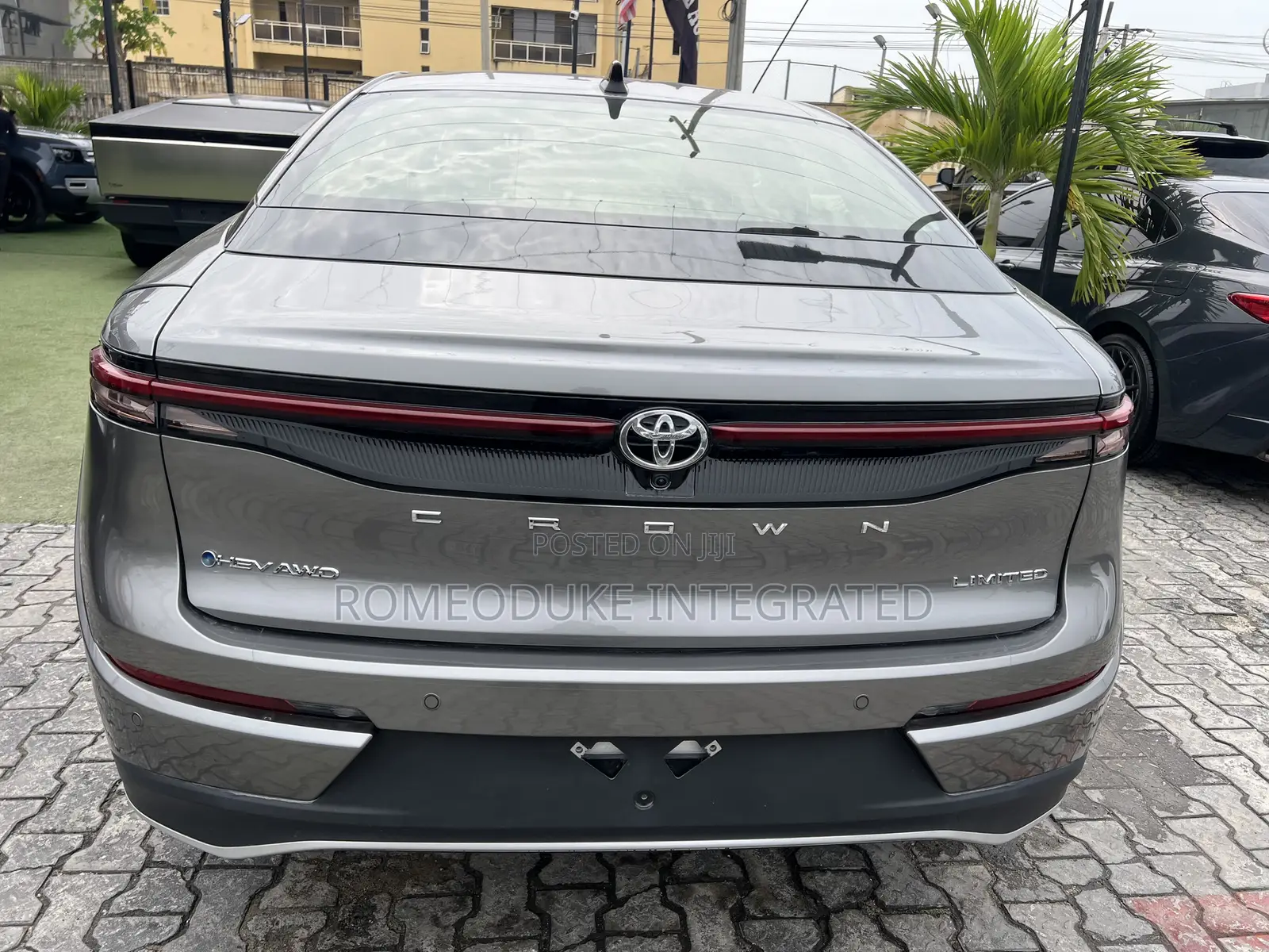 New Toyota Crown 2025 Gray