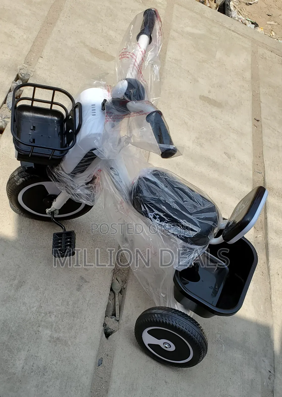 Tricycle Cool Kids Stylish Bicycle Ages 1- 4yrs