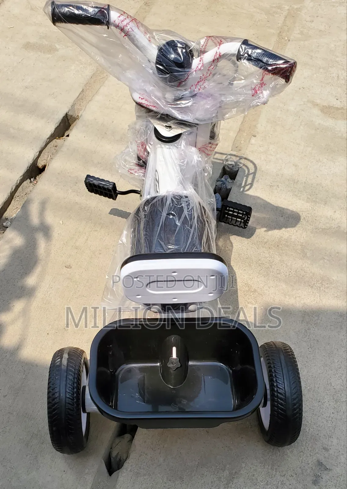 Tricycle Cool Kids Stylish Bicycle Ages 1- 4yrs