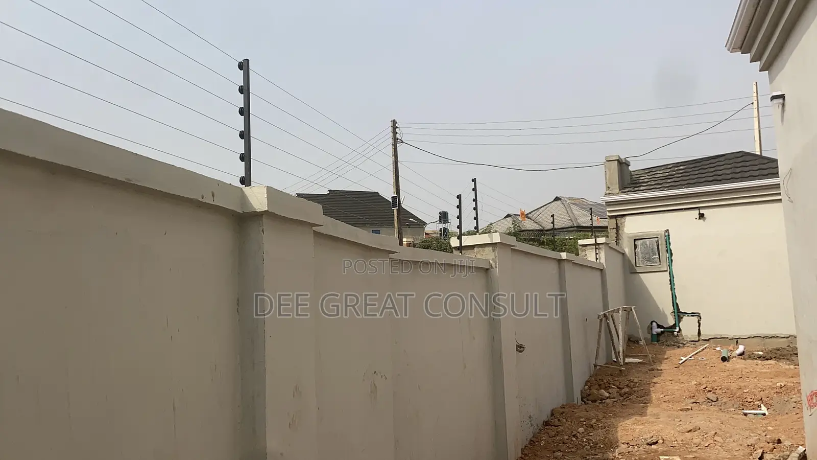 Electric Fencing Wire With Solar Powered