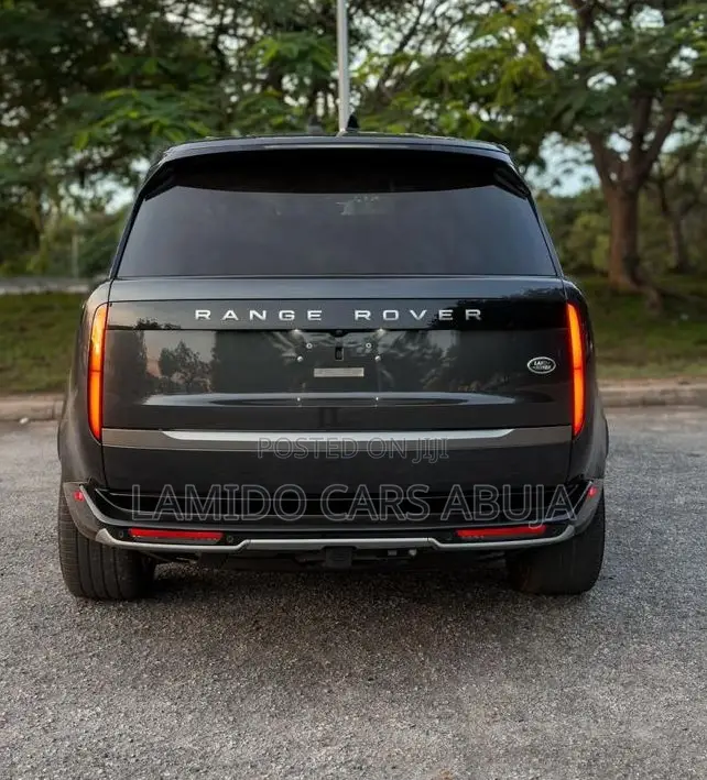 Land Rover Range Rover Vogue 2023 Black