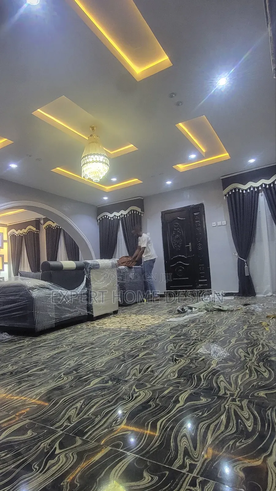 Quality Curtain With Casement