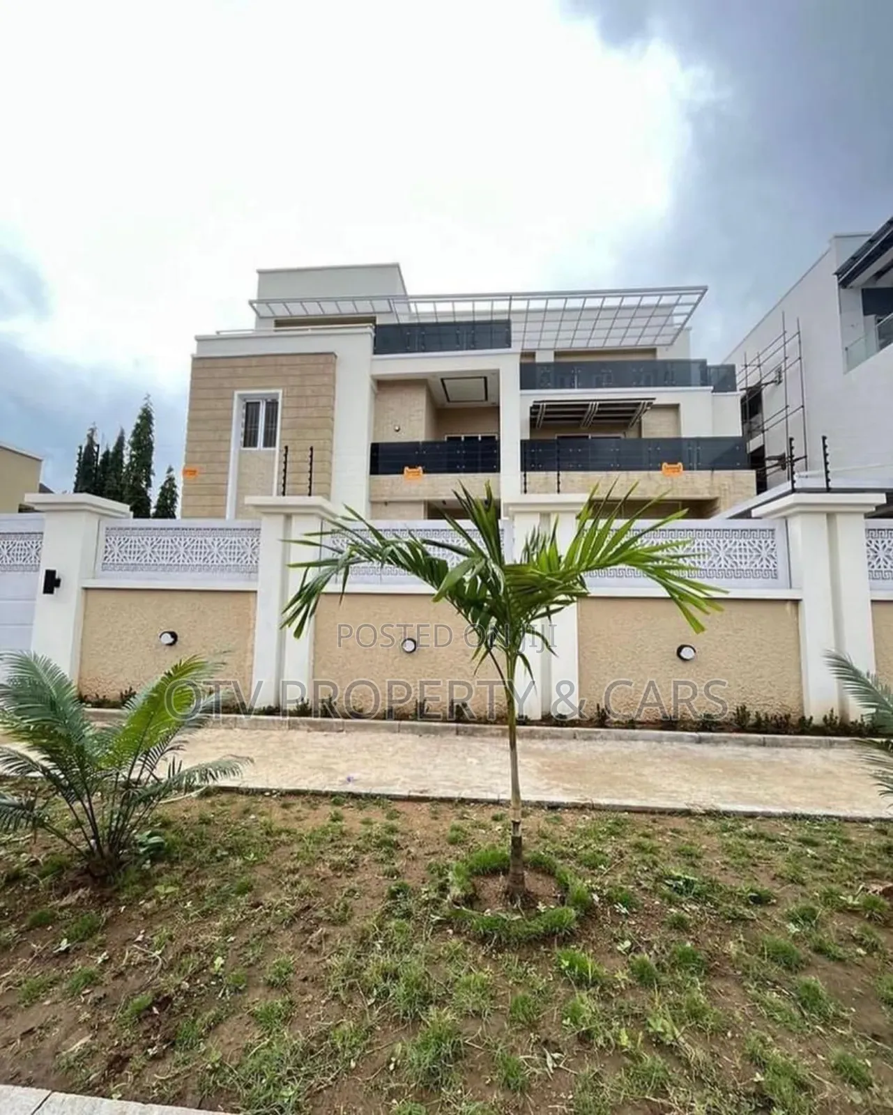 Furnished 7bdrm Mansion in Maitama for sale