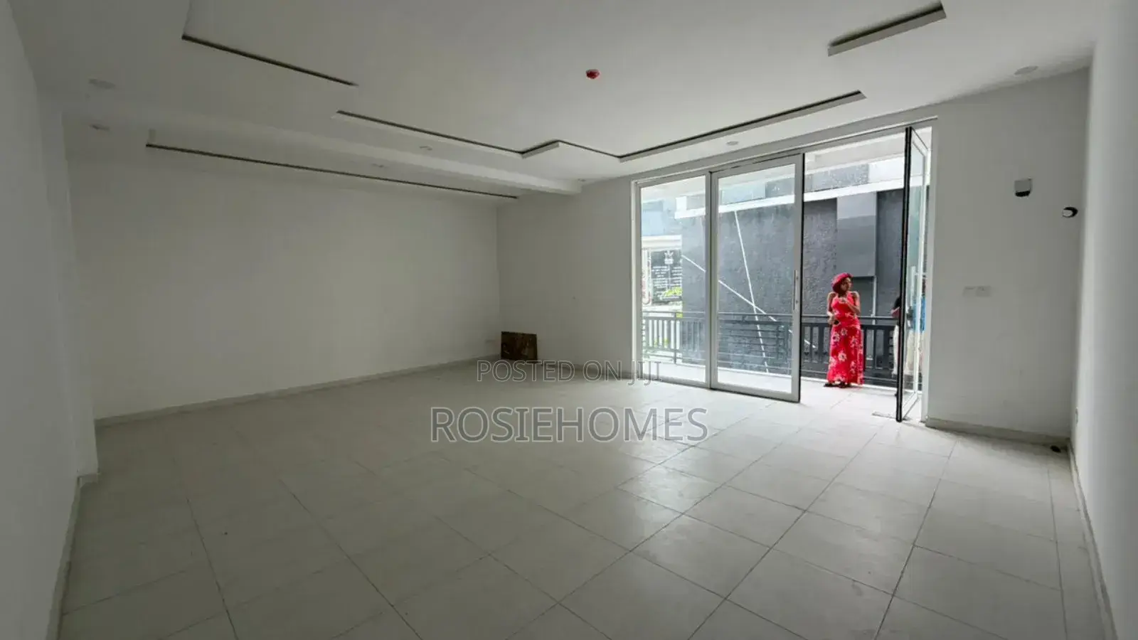 Massive Shop Space/ Office for Rent
