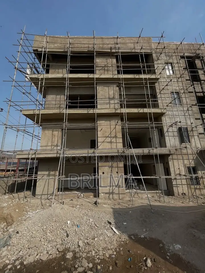 3bdrm Block of Flats in Jahi for sale