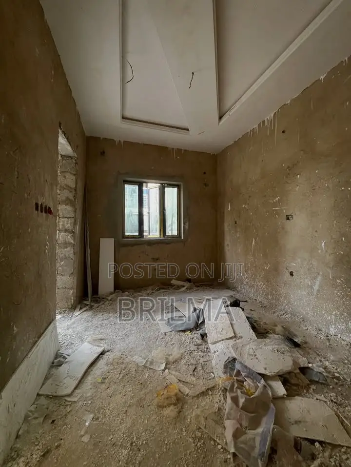 3bdrm Block of Flats in Jahi for sale
