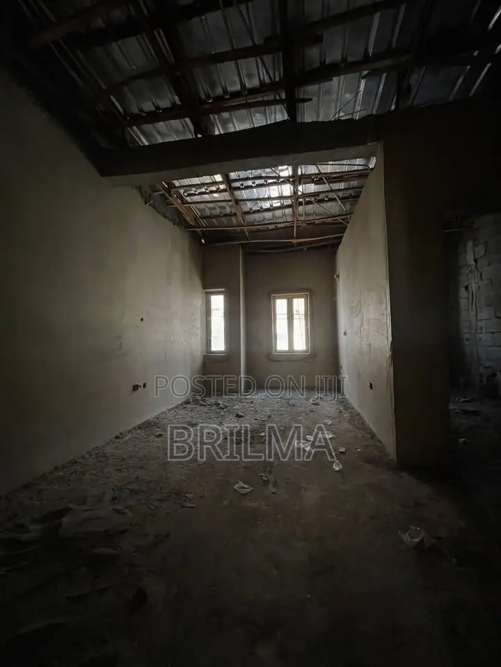 4bdrm Duplex in Jahi for sale