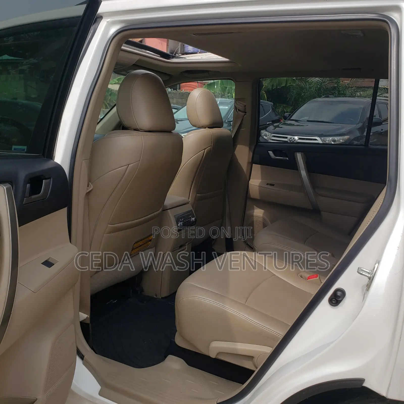 Toyota Highlander Limited 3.5l 4WD 2013 White
