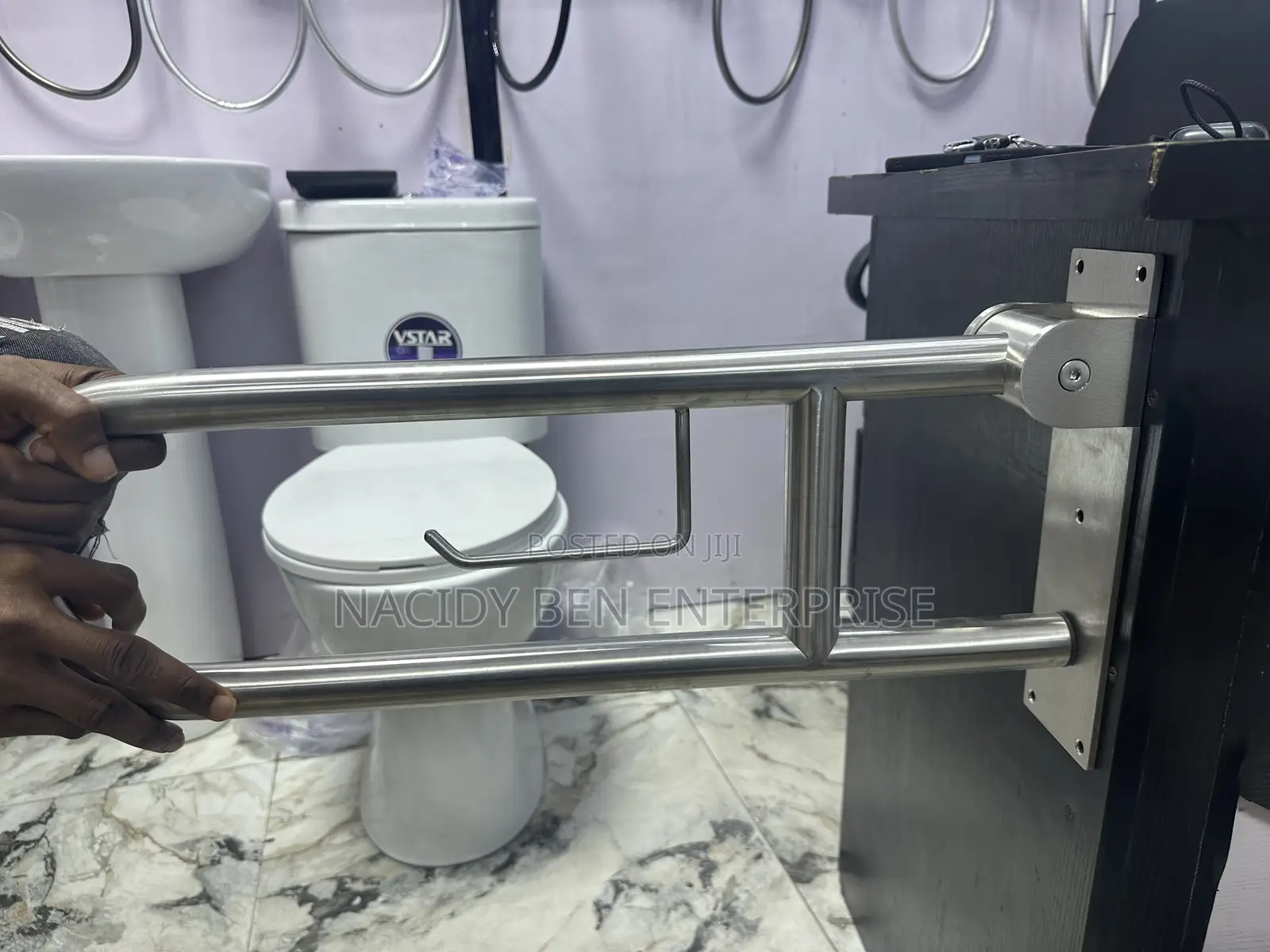 Toilet Handrail / Safely Handle