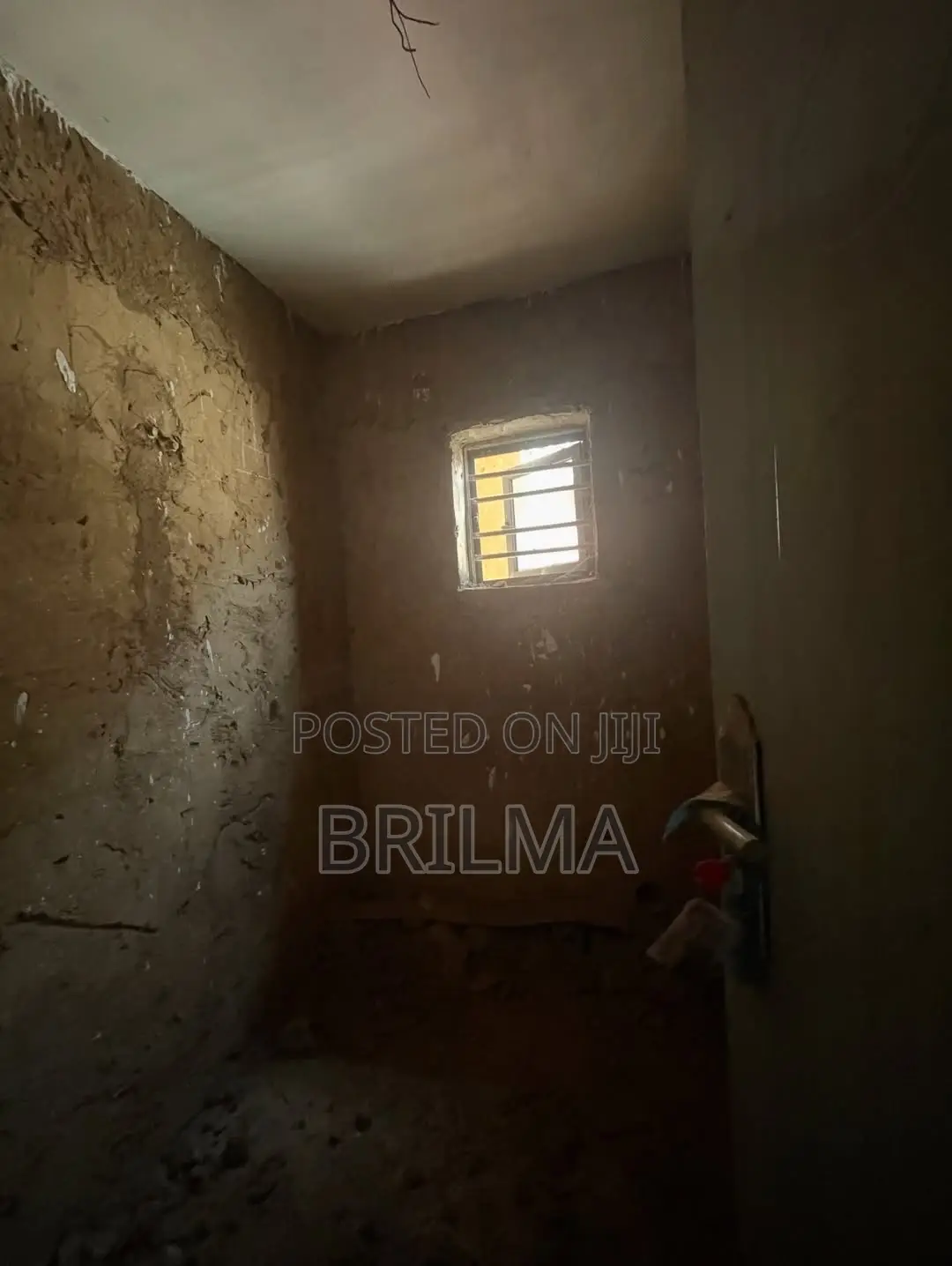 4bdrm Duplex in Durumi for sale