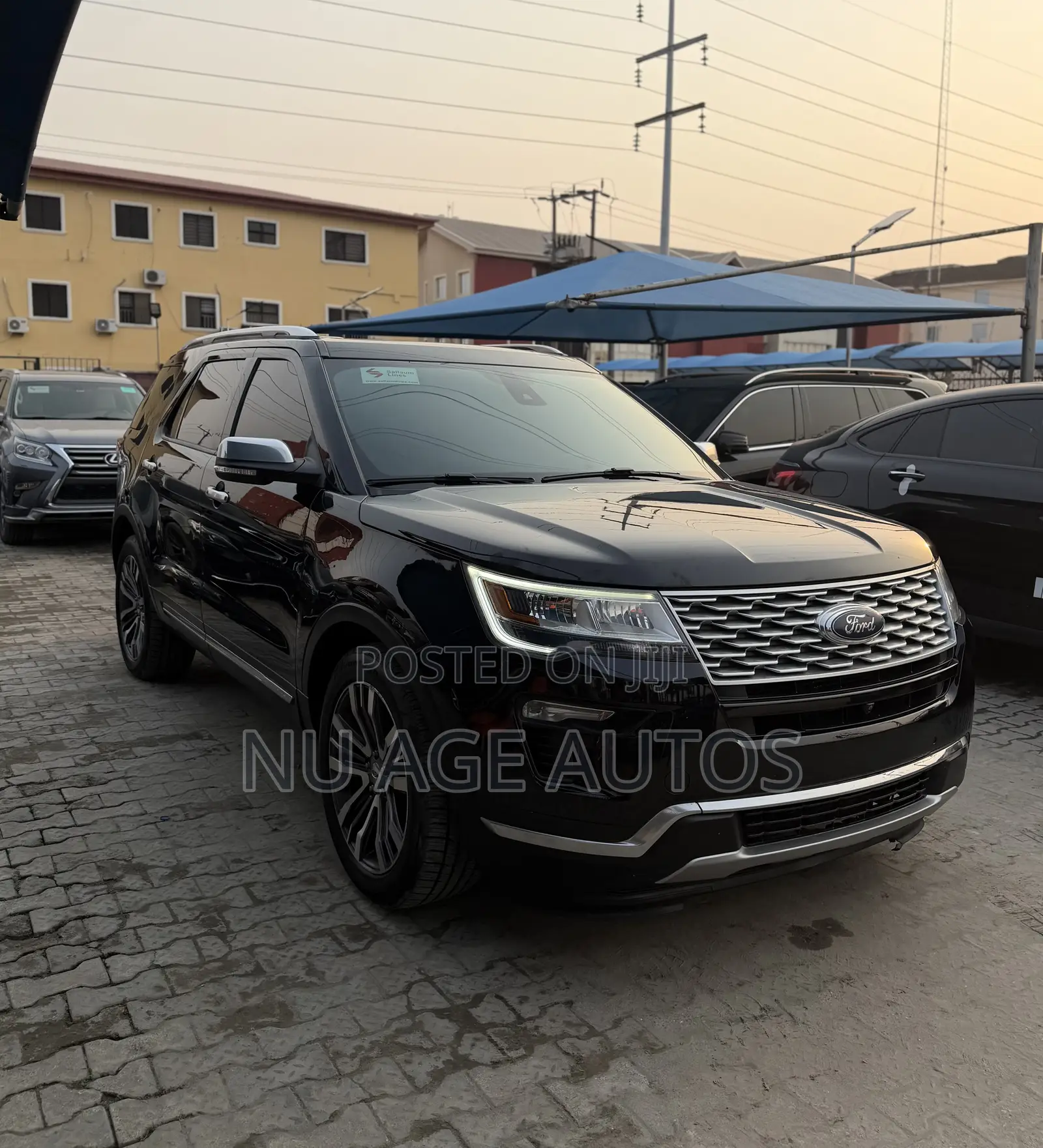 Ford Explorer Platinum AWD 2018 Black
