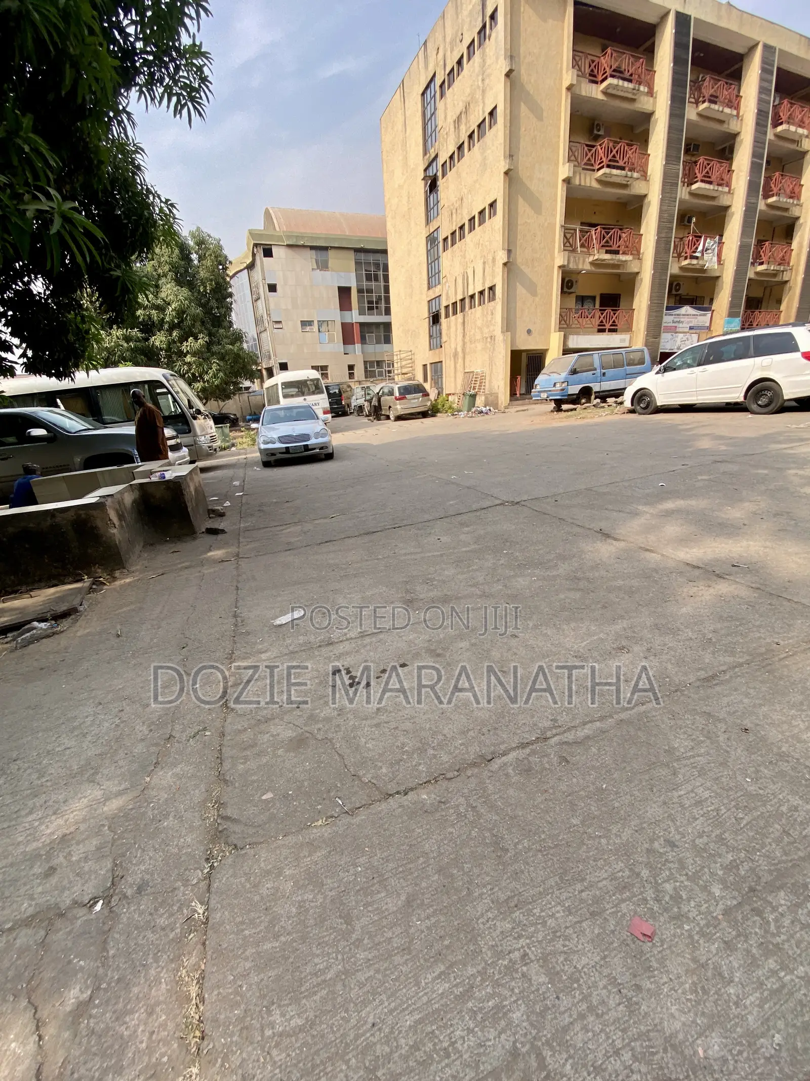Fully Functional Commercial Plaza