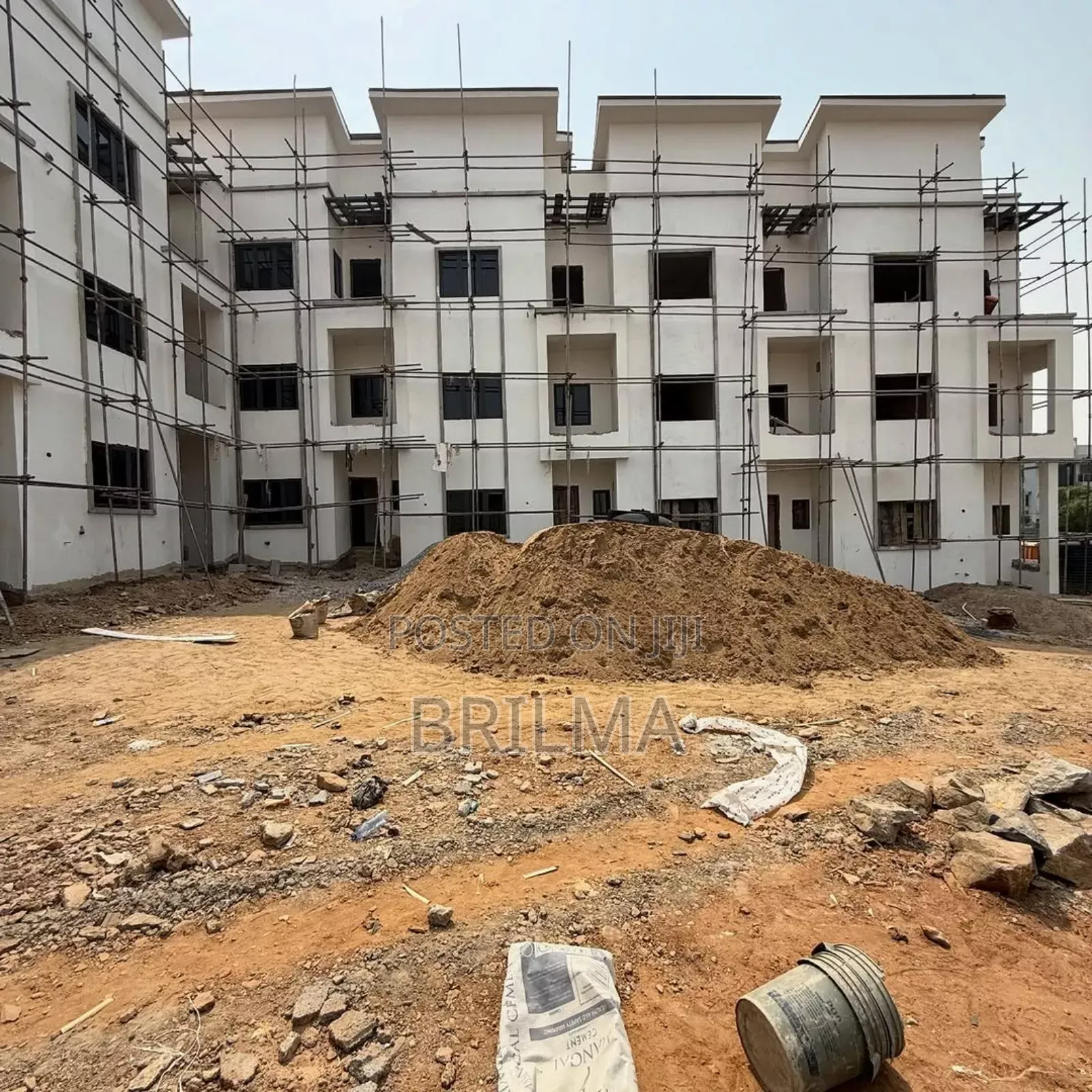 4bdrm Duplex in Guzape for sale