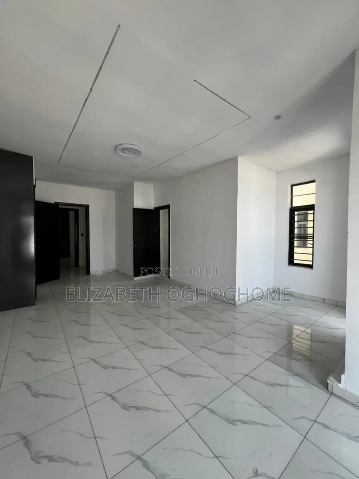 3bdrm Duplex in Ikota for sale