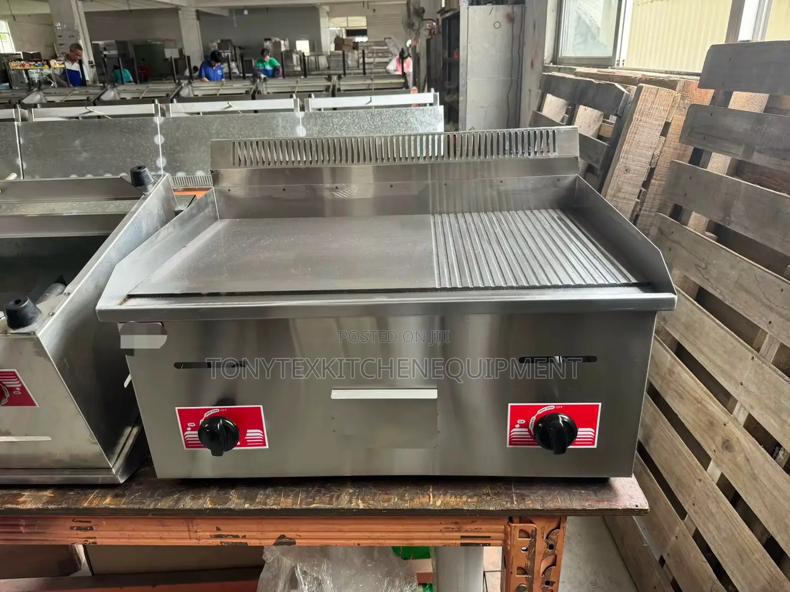 Commercial Gas Griddle Rough And Smooth – Stainless Steel