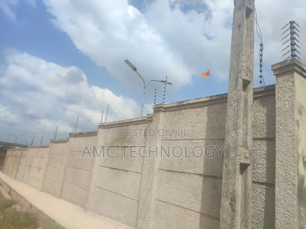 Electric Security Fence Wire With Stainless Wall Bracket