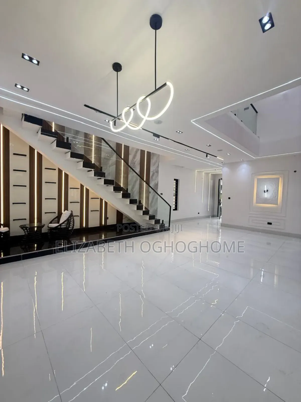 5bdrm Duplex in Ajah for sale
