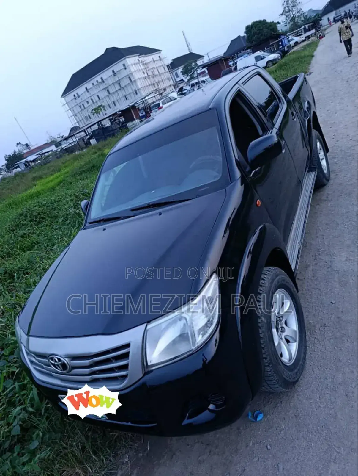 Toyota Hilux SR 4x4 2013 Black