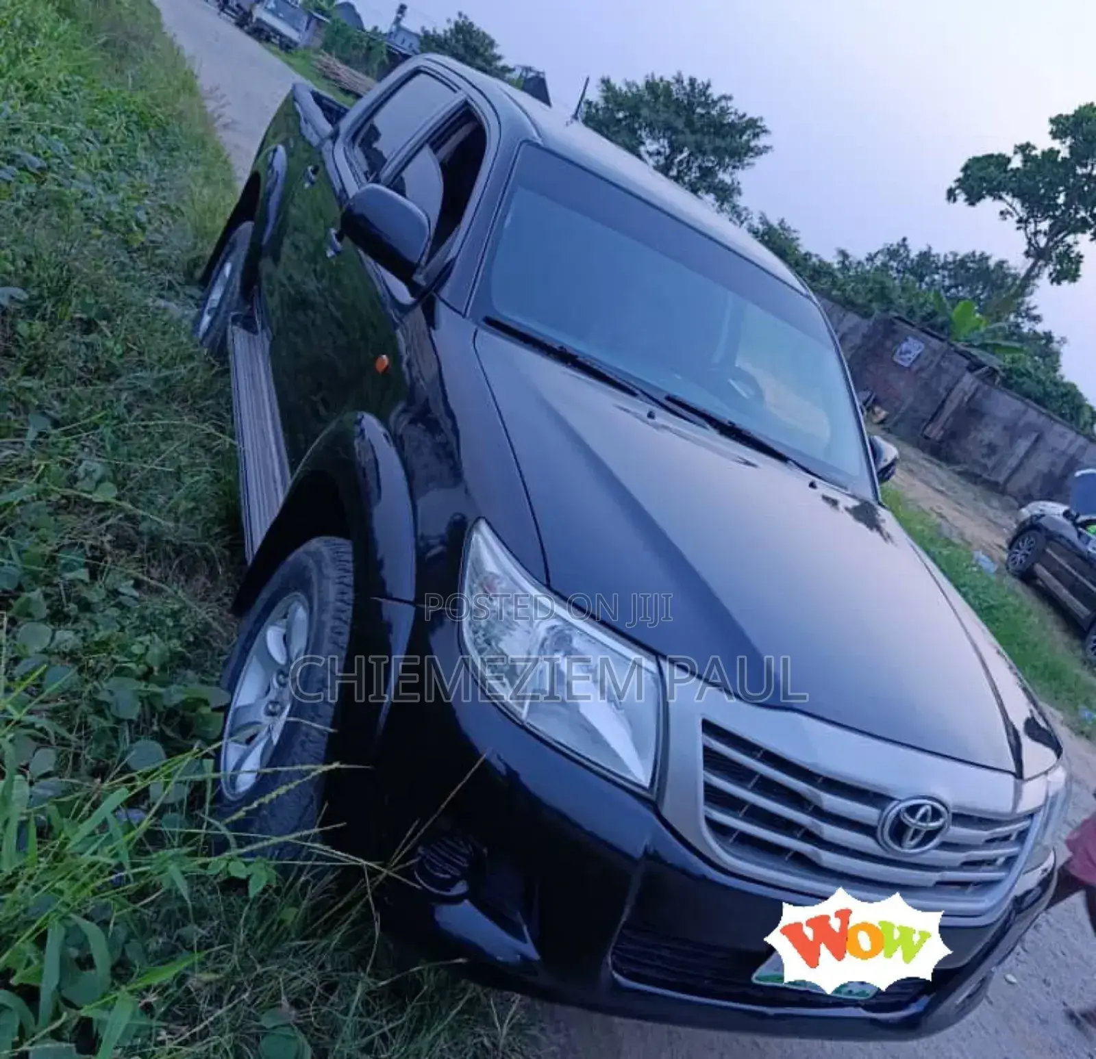 Toyota Hilux SR 4x4 2013 Black