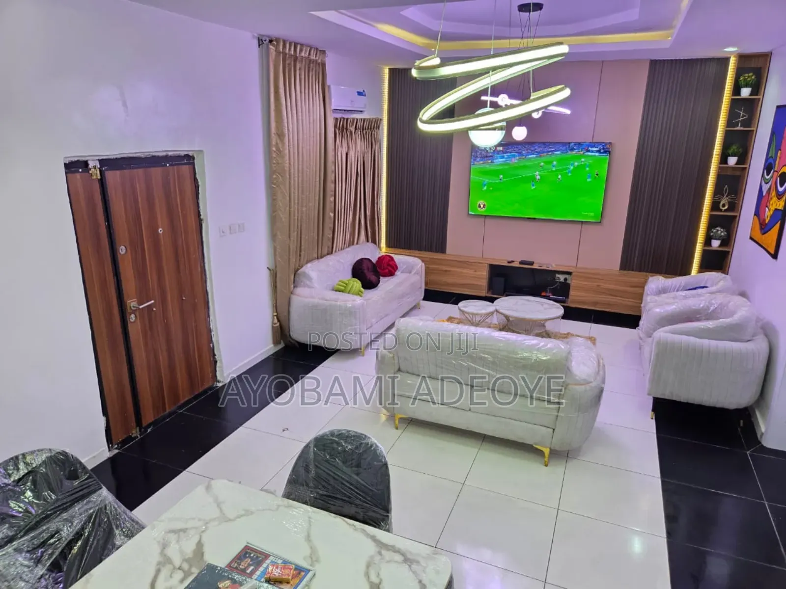Luxury 4 Bedroom Detached Shortlet Apartment