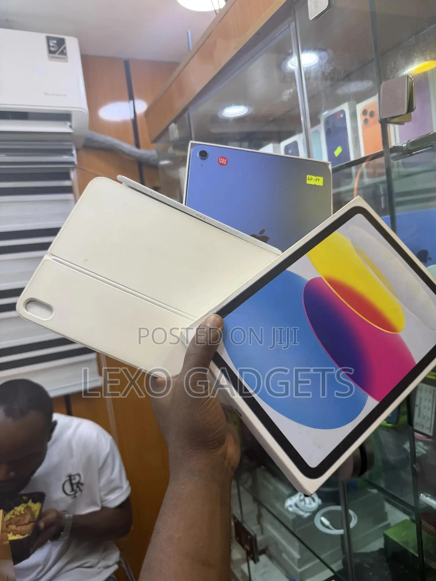 New Apple iPad (2025) 128 GB Blue