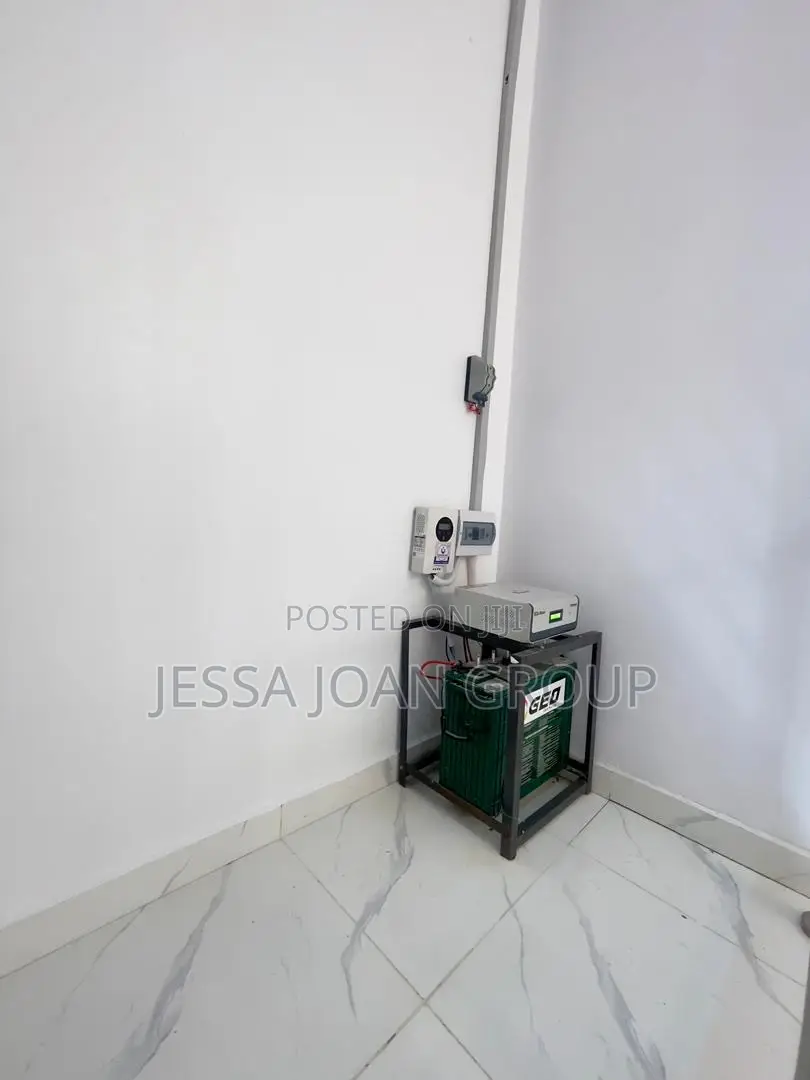 4bdrm Duplex in Ikota for sale