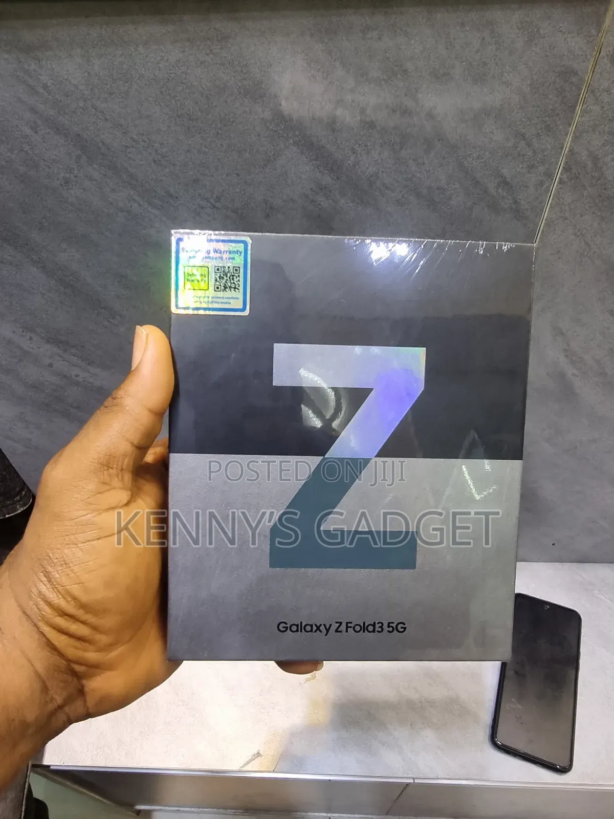 New Samsung Galaxy Z Fold 3 256 GB Black
