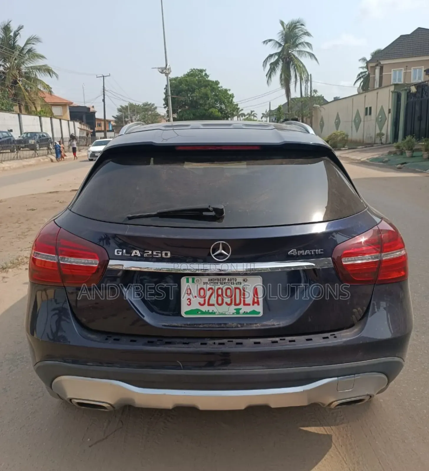 Mercedes-Benz GLA 250 2018 Blue