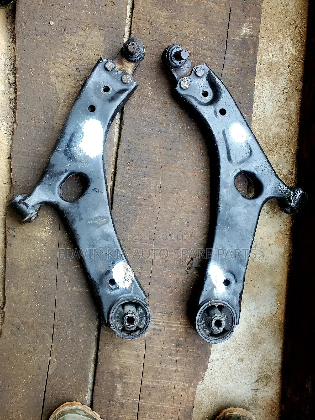Hyundai Ix35 Low Arm Set