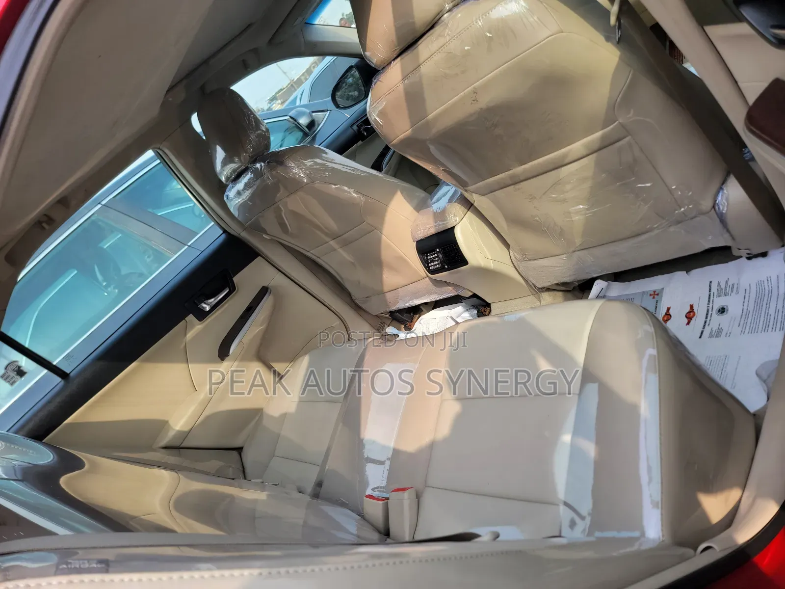 Toyota Camry XLE 4dr Sedan (2.5L 4cyl 6A) 2013 Red