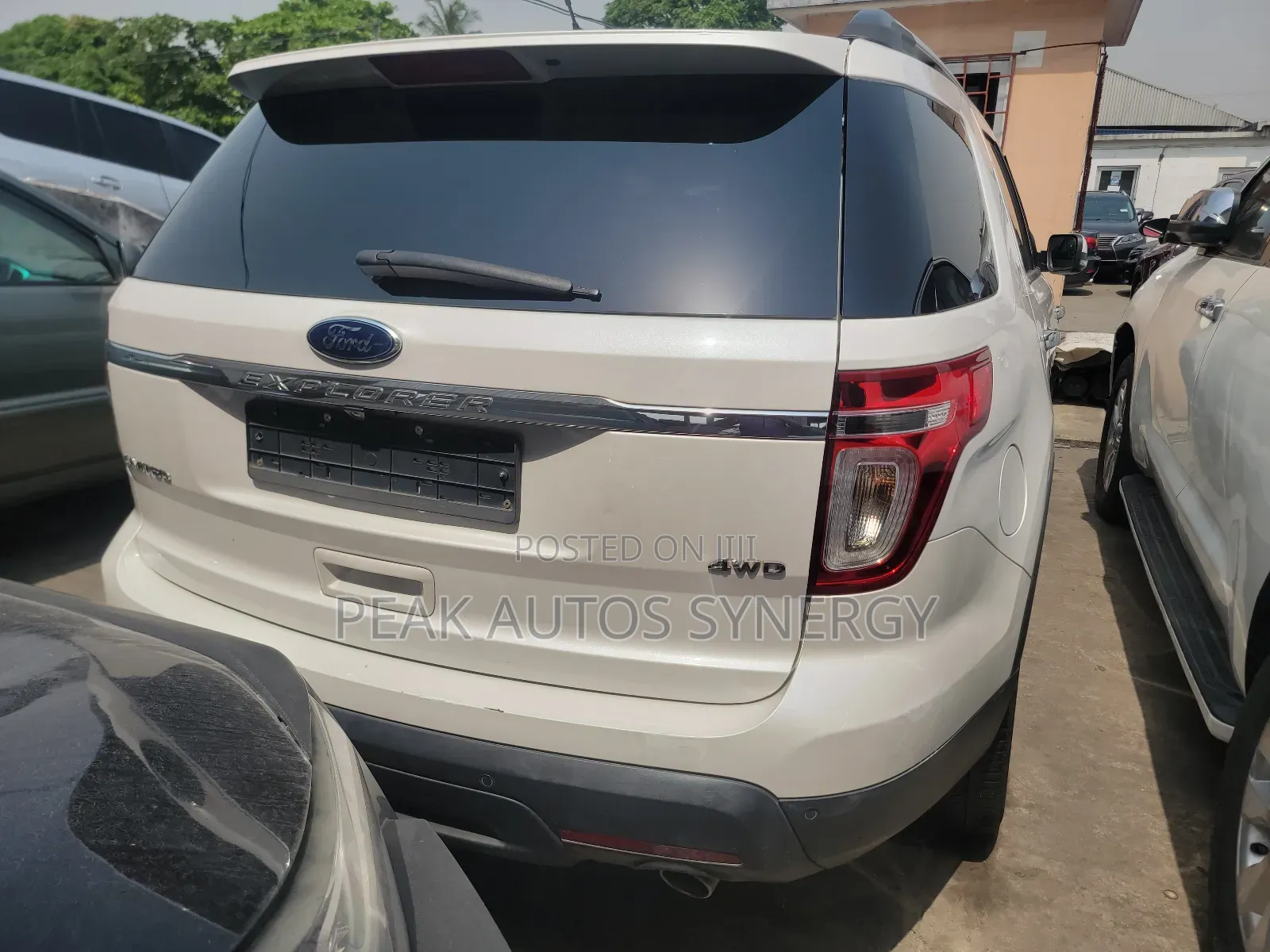 Ford Explorer 2014 White