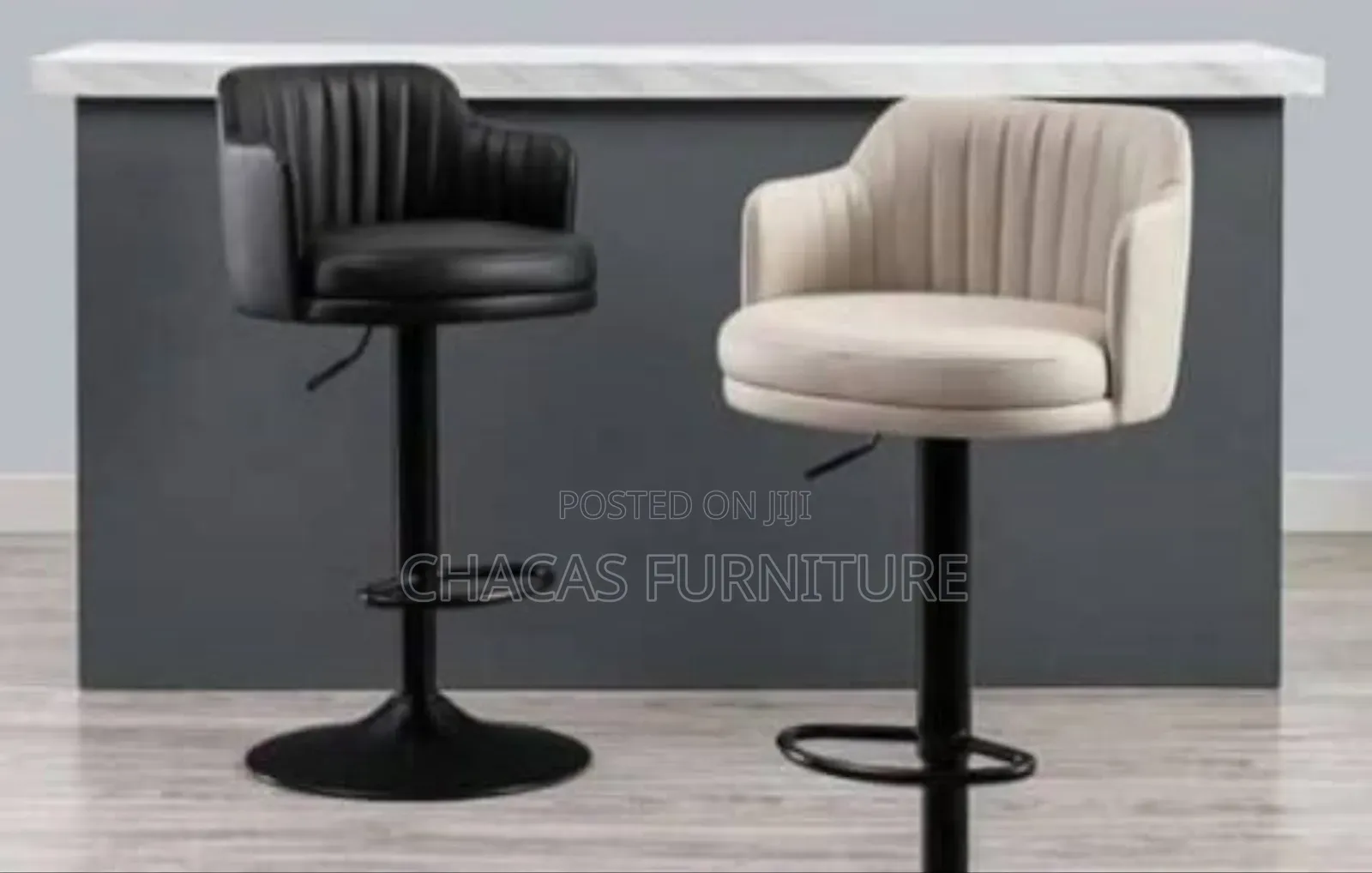 Luxury Leather Bar Stools - Swivel 4-Leg Kitchen Island Chairs