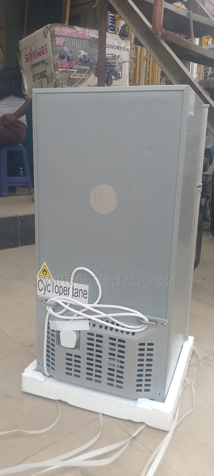 Romani ( London ) 90 L Double Door Fridge ( Original ) > 1 Years