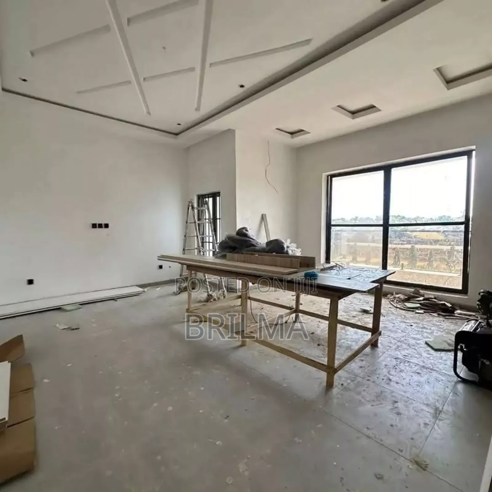 4bedrooms Terrace Located in Kaura