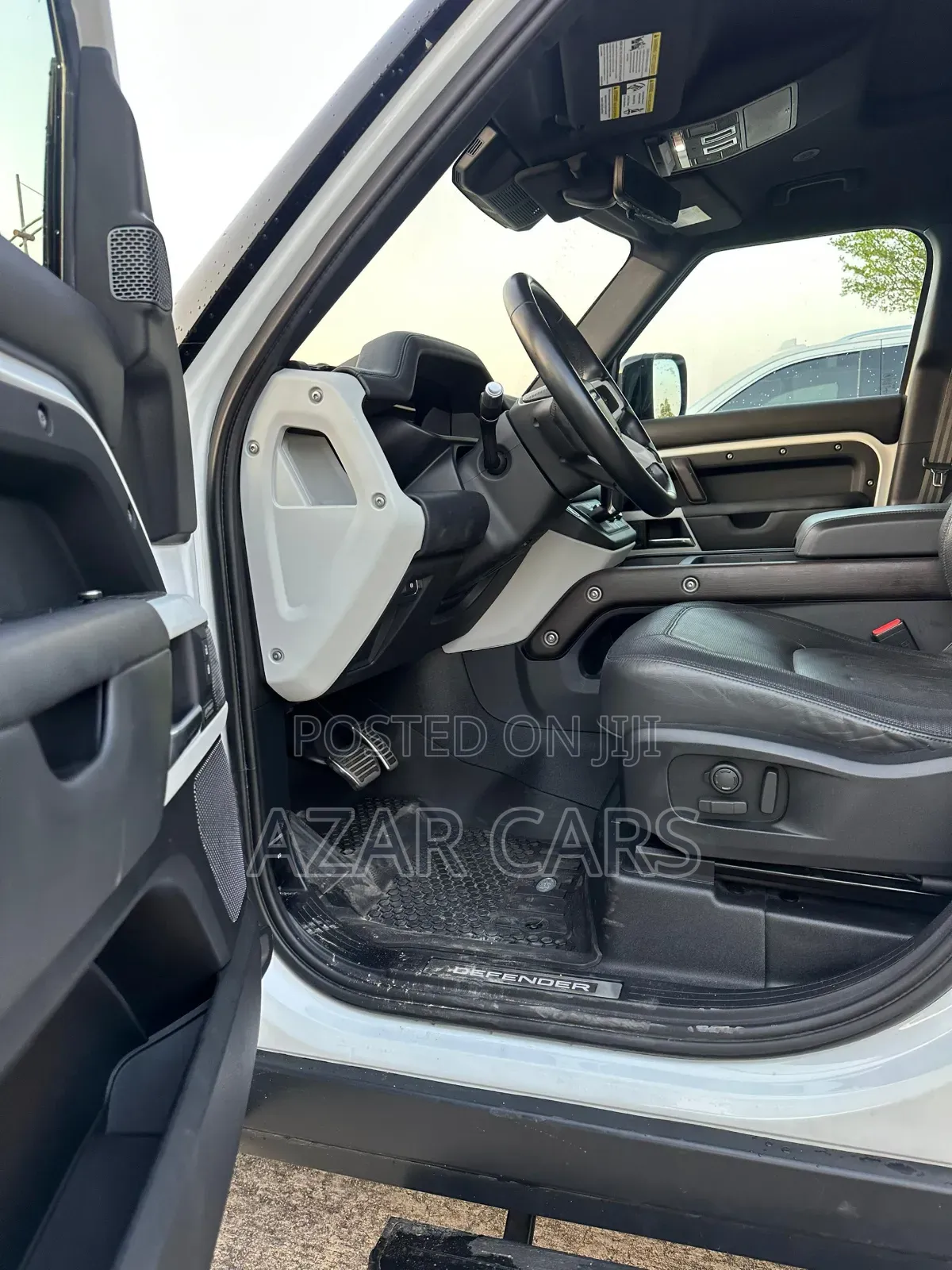 Land Rover Defender X-Dynamic HSE 2021 White