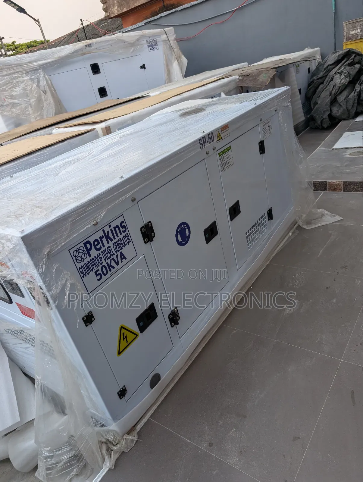 England Perkins Diesel Soundproof Generator Sp50kva 2years Wty