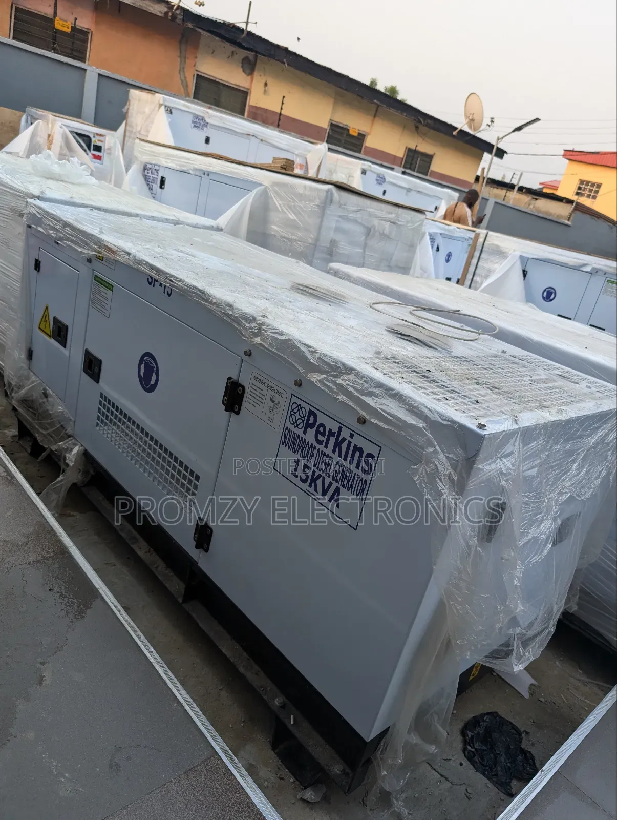15kva Perkins Diesel Soundproof Generator 2years Wty