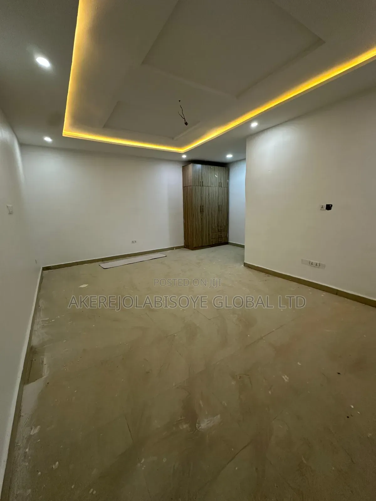 4bdrm Duplex in Orchacho Estate for rent