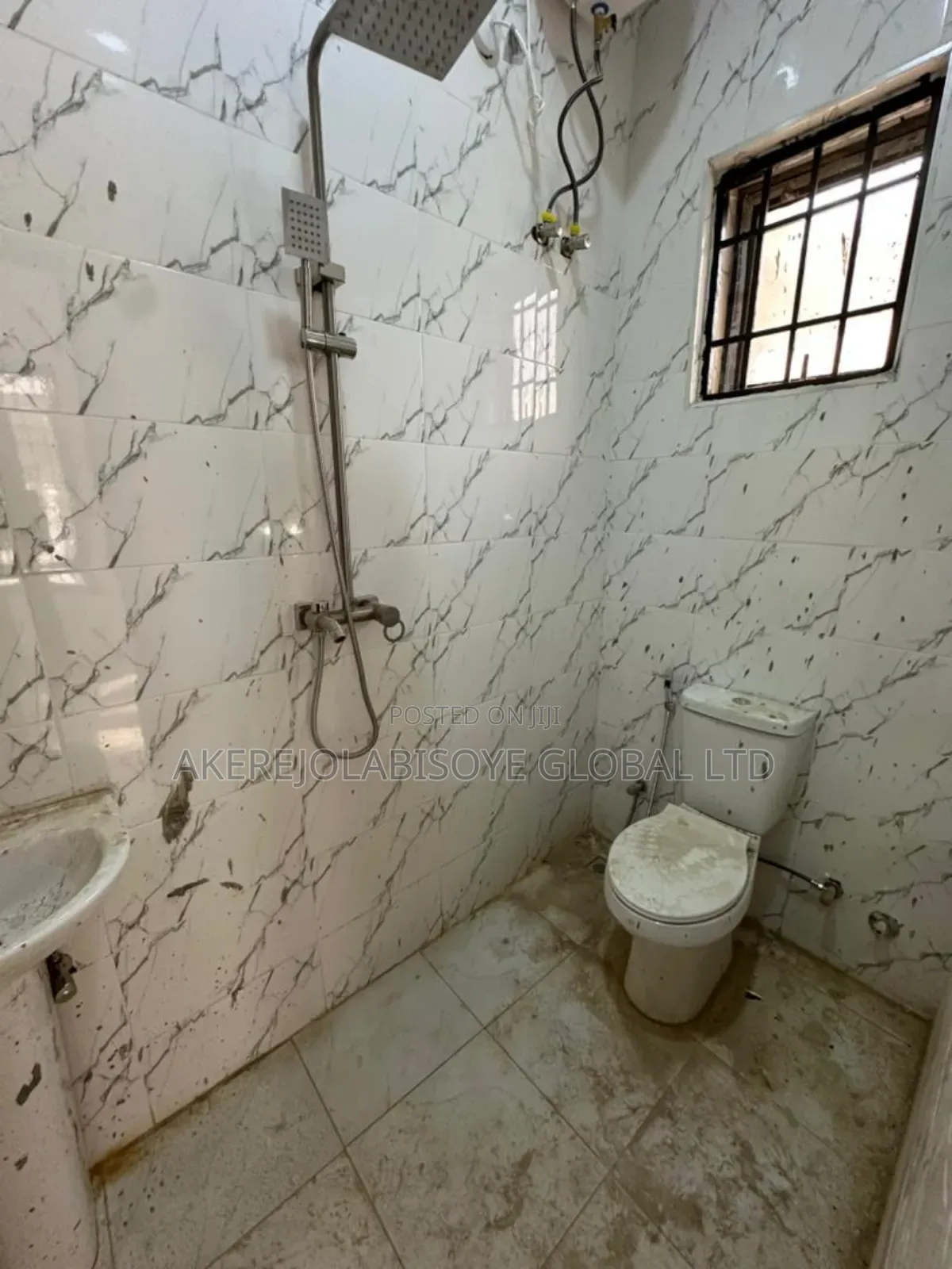 4bdrm Duplex in Orchacho Estate for rent